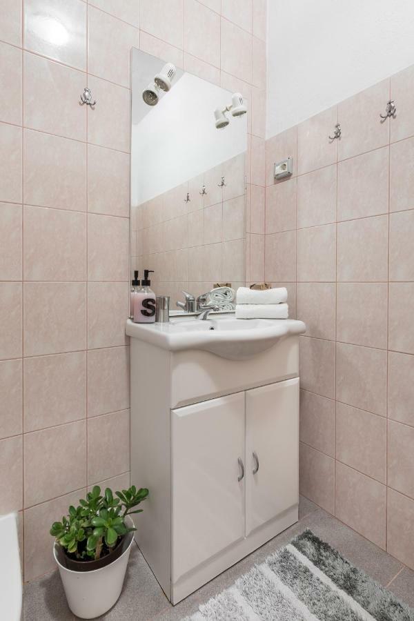 Apartments Rogulj تروغير المظهر الخارجي الصورة